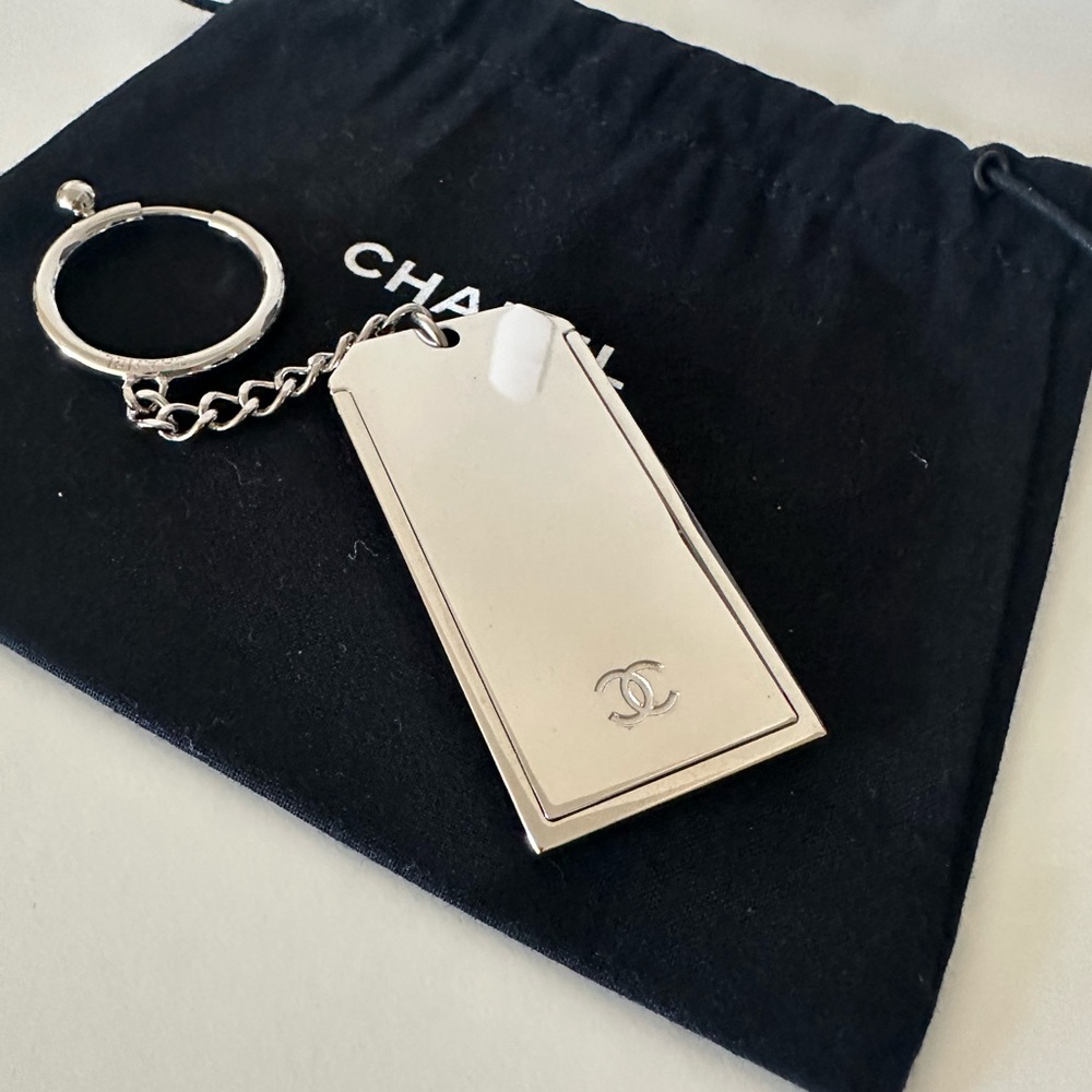 CHANEL Silver Keyring with Logo NWT